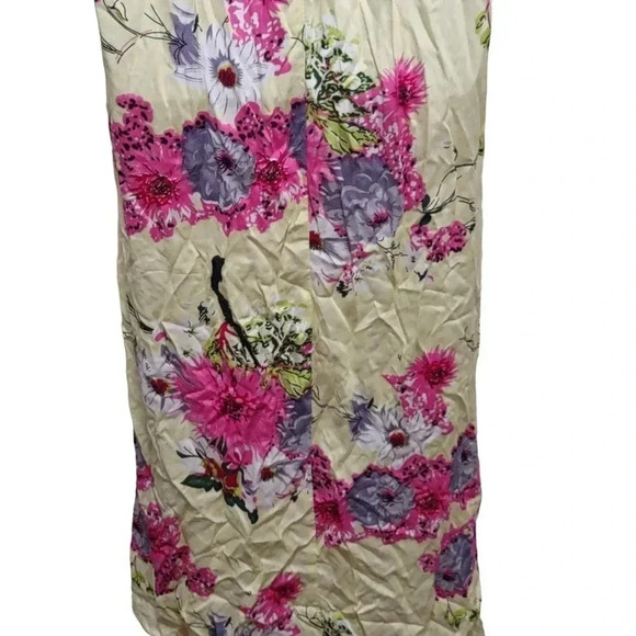 Lovely in Bahli Floral Open Back Dress With Back-Slit Tags - Picture 9 of 11
